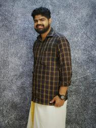 VHE9078  : Nair (Malayalam)  from  Bangalore