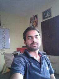 VHF1833  : Brahmin Saryuparin (Awadhi)  from  Pratapgarh