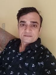VHJ3724  : Sutar (Gujarati)  from  Ahmedabad