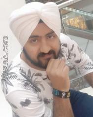 VHL3627  : Ramgharia (Punjabi)  from  New Delhi