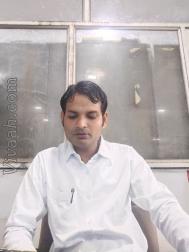 VHL5723  : Yadav (Hindi)  from  Lucknow