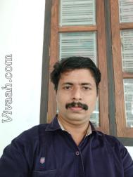 VHP0276  : Thiyya (Malayalam)  from  Kozhikode