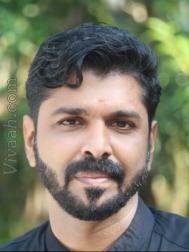 VHP1014  : Nair (Malayalam)  from  Thrissur