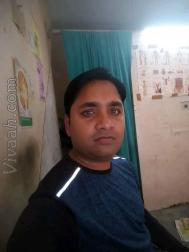 VHT9279  : Brahmin Kanyakubja (Awadhi)  from  Faridabad