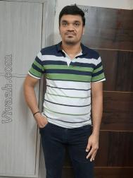 VHU7320  : Vaishnav Vania (Gujarati)  from  Ahmedabad