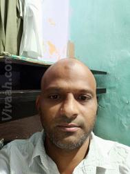 VHY3720  : Sheikh (Hindi)  from  Kolhapur