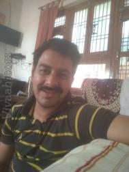 VID9160  : Brahmin Saryuparin (Bhojpuri)  from  Ghazipur