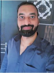 VIE9507  : Vaishnav (Gujarati)  from  Mumbai