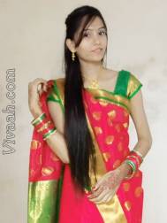 VIL5233  : Mali (Marathi)  from  Akola