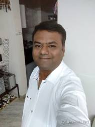 VIM7512  : Porwal (Marwari)  from  Ahmedabad