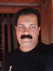 VIQ2448  : Thiyya (Malayalam)  from  Kannur