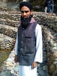 VIQ8827  : Hanafi (Kashmiri)  from  Badgam