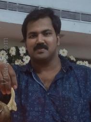 VIU4711  : Nair (Malayalam)  from  Kottayam