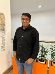 VVB1567  : Agarwal (Hindi)  from  North Delhi