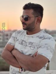 VVB3046  : Sutar (Gujarati)  from  Petlad