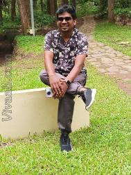 VVB5482  : Vanniyakullak Kshatriya (Tamil)  from  Avadi