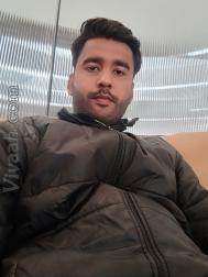 VVB5807  : Malik (Hindi)  from  New Delhi