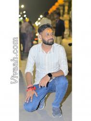 VVB7575  : Brahmin Brahmbhatt (Hindi)  from  Auraiya