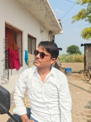 VVB7715  : Brahmin (Hindi)  from  Kanpur