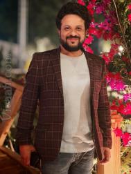 VVB8041  : Sindhi-Sahiti (Sindhi)  from  Ahmedabad