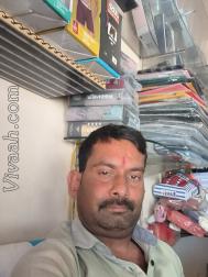 VVB8832  : Brahmin (Hindi)  from  Deoria