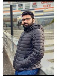 VVC2922  : Vellalar (Tamil)  from  Bucharest