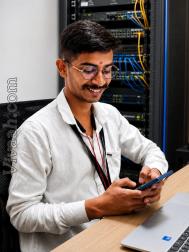VVC5376  : Mali (Marathi)  from  Pune