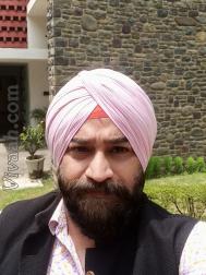 VVC7680  : Unspecified (Punjabi)  from  West Delhi