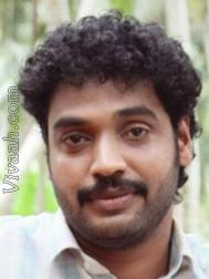 VVF6621  : Ezhuthachan (Malayalam)  from  Thrissur