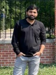 VVF6912  : Khatri (Gujarati)  from  Chicago