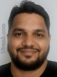 VVF7008  : Bengali (Bengali)  from  Chittagong