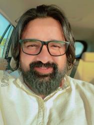 VVF8290  : Mughal (Urdu)  from  Khobar