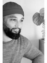VVF9012  : Malik (French)  from  Brussels