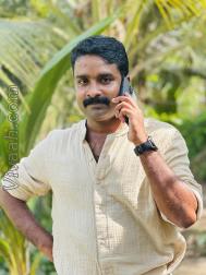 VVF9796  : Nair (Malayalam)  from  Kollam
