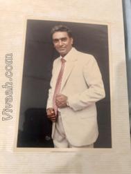 VVG0572  : Vellalar (Tamil)  from  Colombo (Western - Sri Lanka)