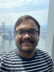 VVG1591  : Vaishnav Vania (Gujarati)  from  Ahmedabad