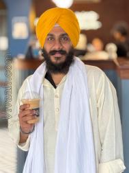 VVG4115  : Arora (Punjabi)  from  Bhopal