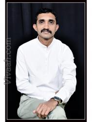VVG4532  : Vokaliga (Kannada)  from  Chikmagalur