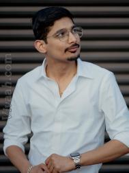 VVG4933  : Vaishnav Vania (Gujarati)  from  London (England)