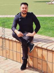 VVG7910  : Gursikh (Punjabi)  from  Brisbane