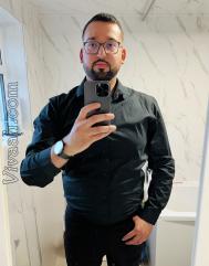 VVG9151  : Unspecified (Hindi)  from  London (England)