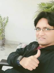 VVY8746  : Brahmin Sanadya (Hindi)  from  Noida
