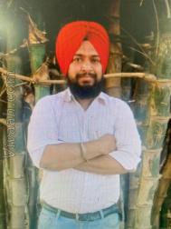 VVY8990  : Gursikh (Punjabi)  from  Chandigarh