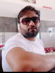 VVZ0021  : Pathan (Gujarati)  from  Muscat