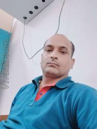 VVZ0398  : Brahmin (Hindi)  from  Allahabad
